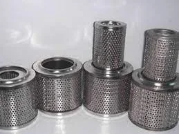 Confronto tra fessure wedge wire e fori in lamiera