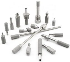 Assortimento di diffusori porosi metallici per reattori